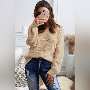 Mango Chunky Oversized Cable Knit Sweater
Beige Ecru 
Size XS